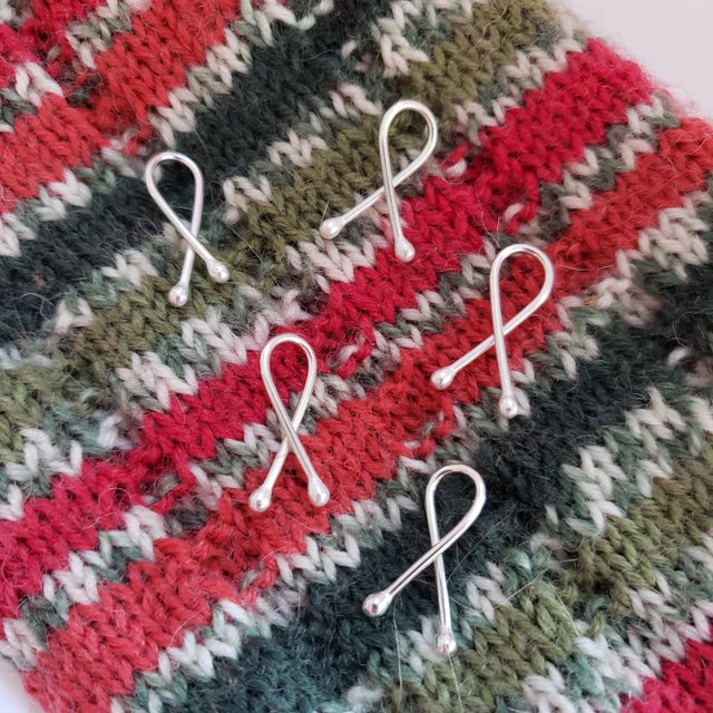 Stitch marker case/ gift idea for knitters and crochet lovers