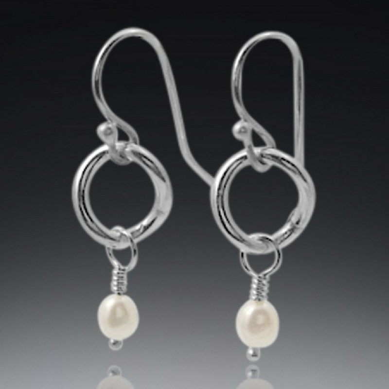 Sterling silver pearl dangle earrings